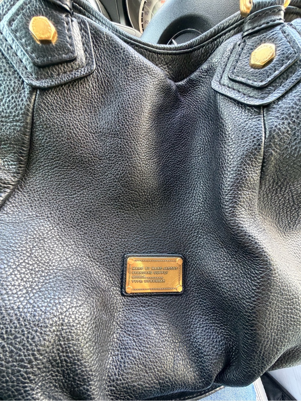 Marc by Marc Jacobs Black Pebbled Leather Shoulder Bag with Gold Hardware - Picture 2 of 11